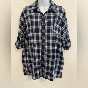 Wanderlux Long Flannel Button Down With Pockets M